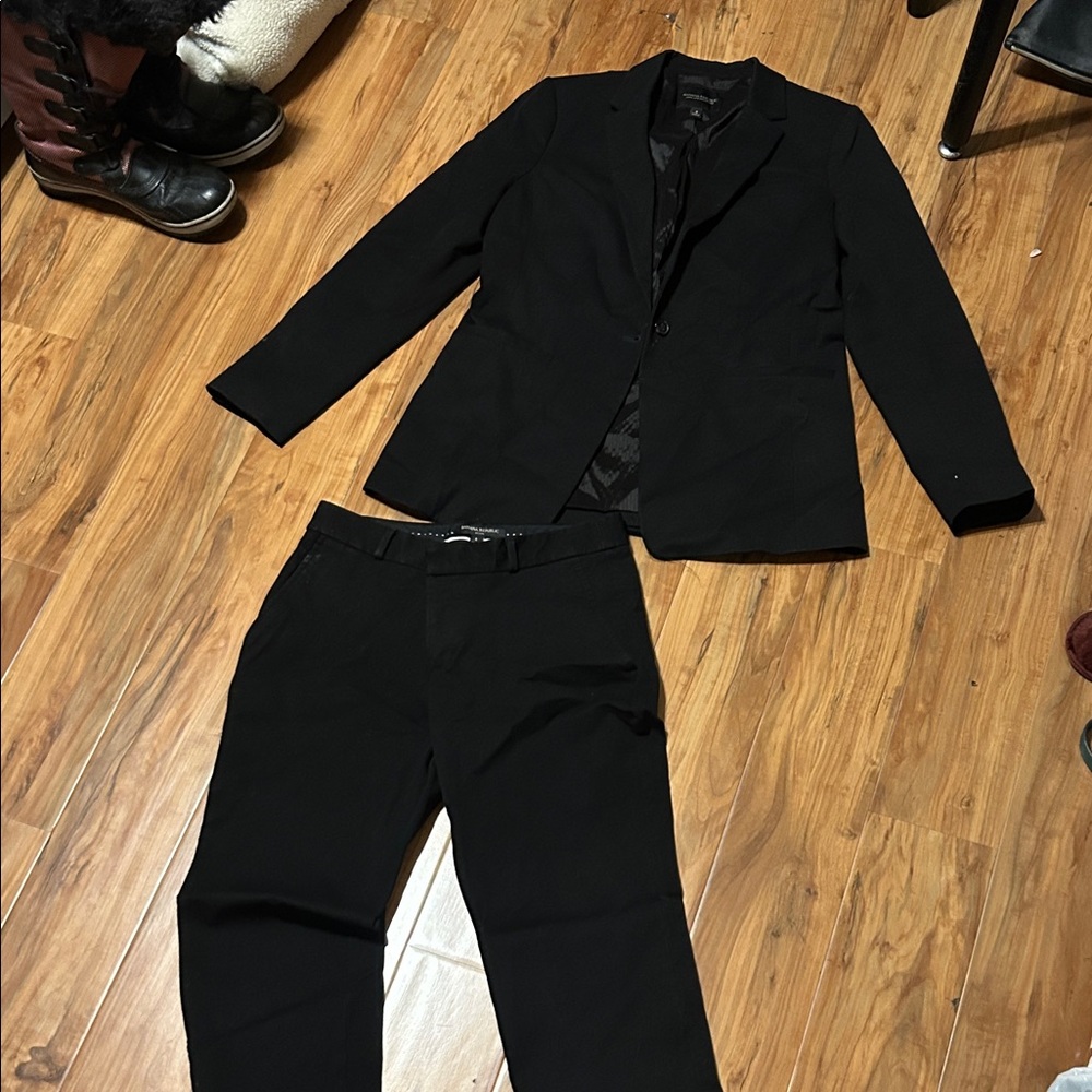 Banana Republic Black Womens Suit